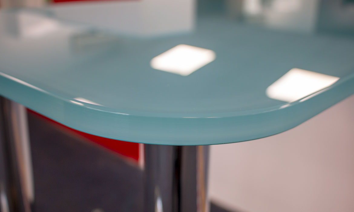 Glass kitche worktop by abc Glass Processing